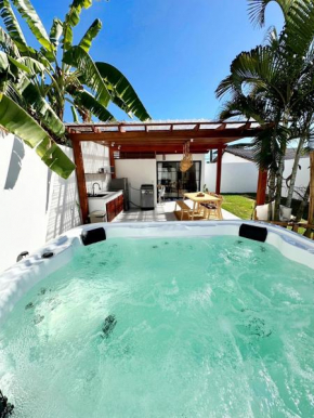 2BR BIG JACUZZI VILLA & Garden - Bali style by La perla Phuket Rawai